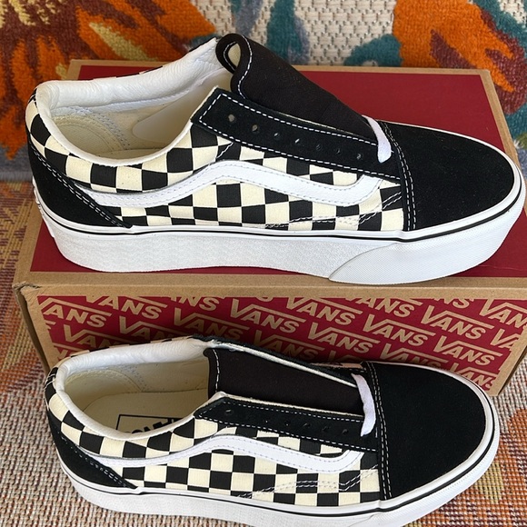 Vans WMNS Old Skool Stacked 
Checkerboard Black/Classic
VN0A7Q5MTYQ
Platforms - Picture 6 of 16